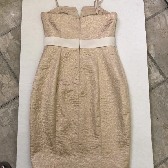 Halston Heritage Strapless Floral Light Gold Jacquard Dress Size 4 - Picture 5 of 7